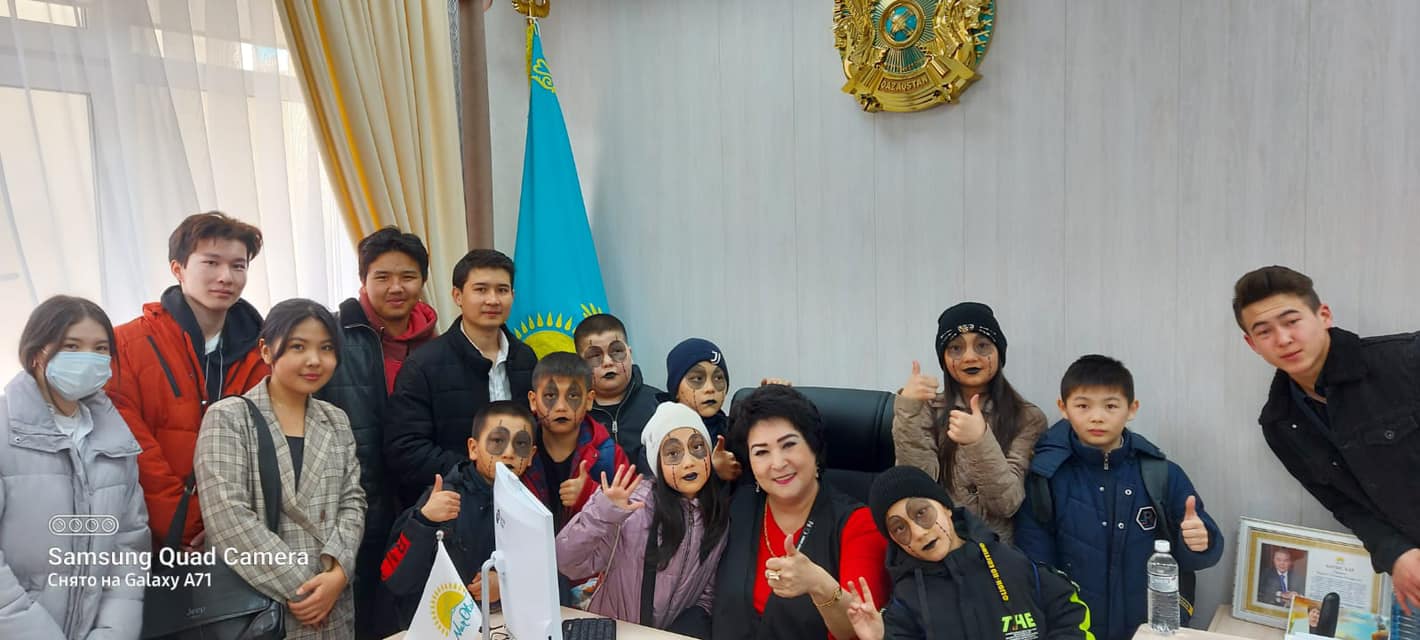 “Шаттық-2022” байқауына “Театр” жанры бойынша мектебіміздің атынан шығатын оқушыларға басшымыз Базаркүл Сағындыққызы ақ бата берді! Балапандарымызға сәттілік тілейміз!
